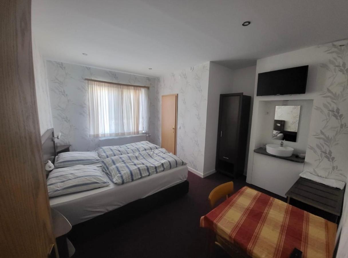Staufenberg  Hotel Zum Ritter מראה חיצוני תמונה